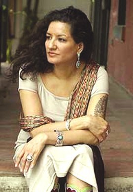 桑德拉·希斯内罗丝 sandra cisneros