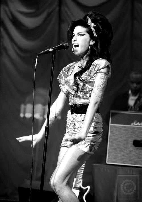 amy winehouse老公图片