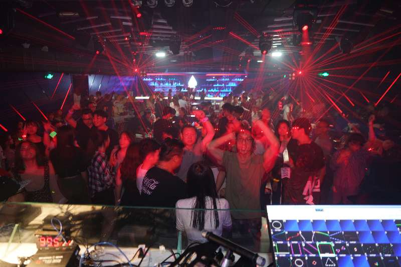 7月28日工体vics club酒吧狂欢夜约你来嗨