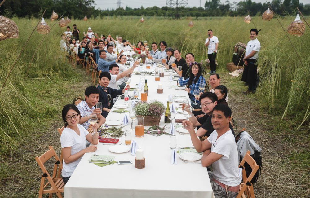 6月10日,稻田里的餐桌×灰姑娘的蜕变