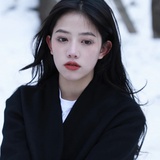 头上乌云扎堆
