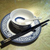李华心