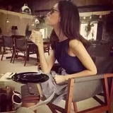 费一佳