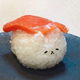 小熊爱吃饼干