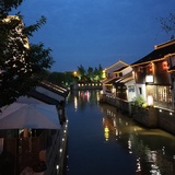 阿道夫