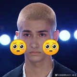 迪丽巴拉崩