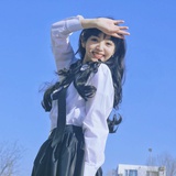 萤烛。