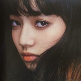 人行飞裊