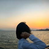 快乐自由的富女