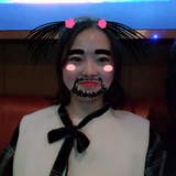 一千朵月亮