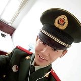    👄      小小