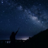 夜来蓝雨