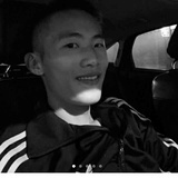 我擒住两个清晨