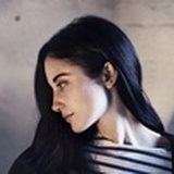 乞饲蛱蝶以余泣