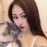 白球鞋小姐