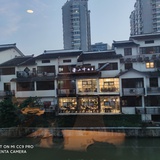 杨立国