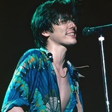 澳大利亚喂袋鼠