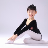 扭捏的中年少女