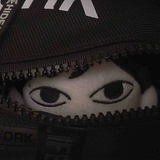 伦敦演