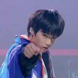 小FANG方吖吖