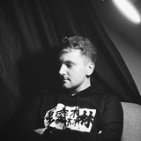 Anton 安东