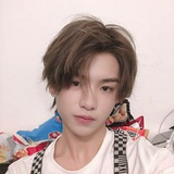 黄明昊