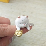 三三