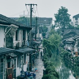 仲维国