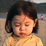 曌，，，，，，