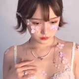 曼卡逸子