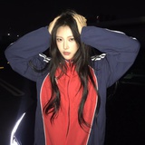 游到海水变红