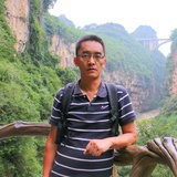 堂吃泡面