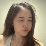 草莓奶昔小芙尼