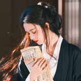 折花别襟