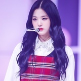 IZONE张元英