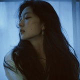 柒月