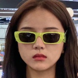 不知名女明星