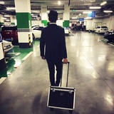因先生