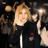 月 亮 收 藏 家.