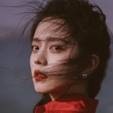 小团子^