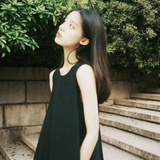 不知名女明星