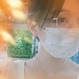 默