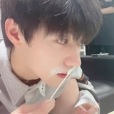 精品猪乳朱志鑫