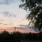 嗯。