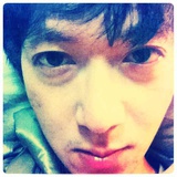 A M I U~