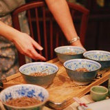 月光照小春
