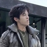 与少