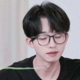 何par闭眼睛😘