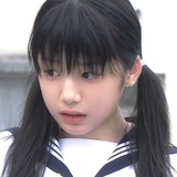 七七爱吃汉堡