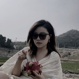缤纷独特的她